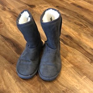 Gray Dawgs Ugg boots - size 7